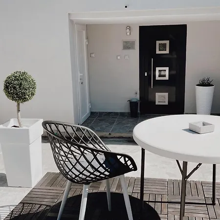 Zene Living Luxury Lägenhet Stratonion
